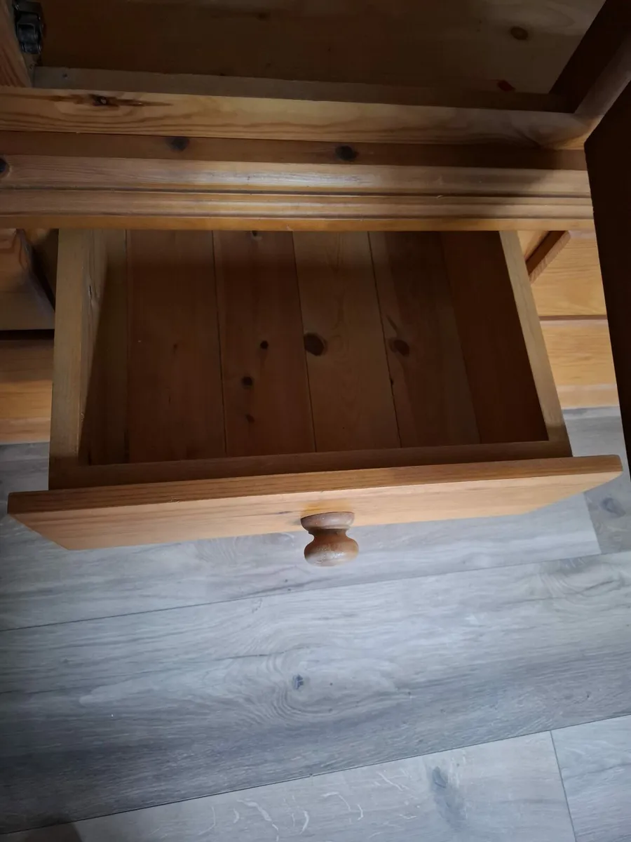 Chest of drawers - Image 2