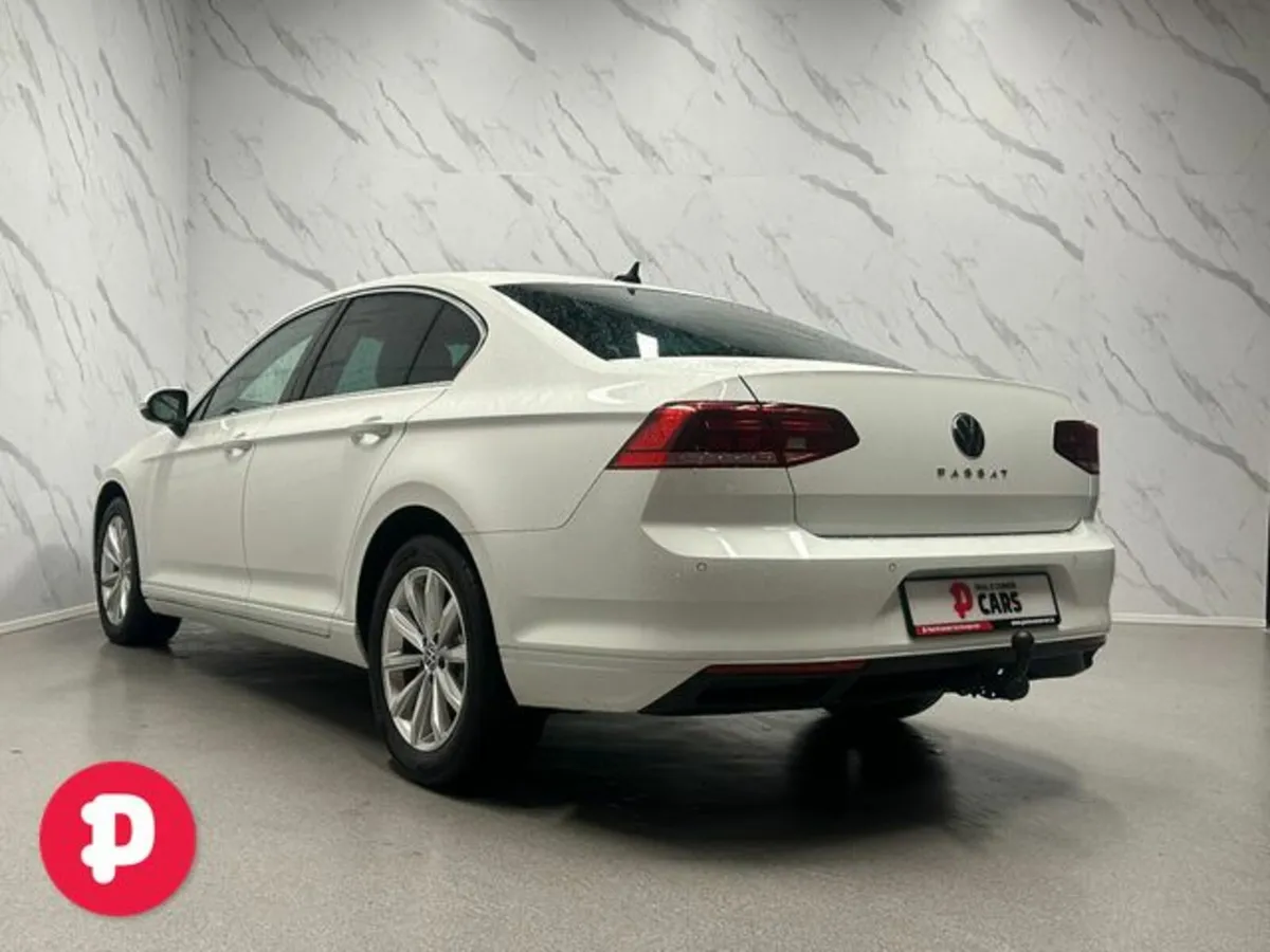 Volkswagen Passat Business 2.0tdi150 4DR - Straigh - Image 3