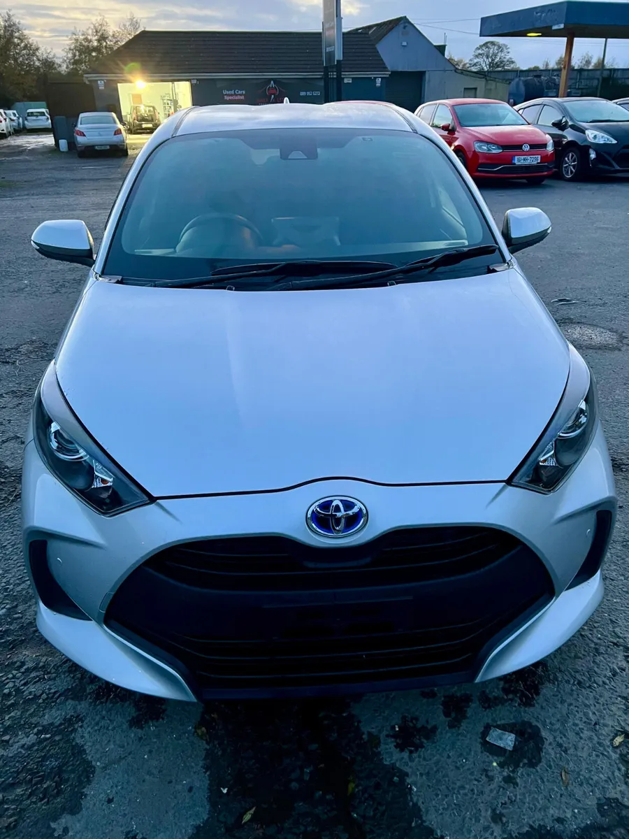 TOYOTA YARIS (2020) 1.5L PETROL HYBRID AUTOMATIC - Image 1