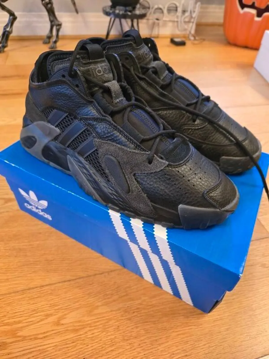 Adidas streetball - Image 1