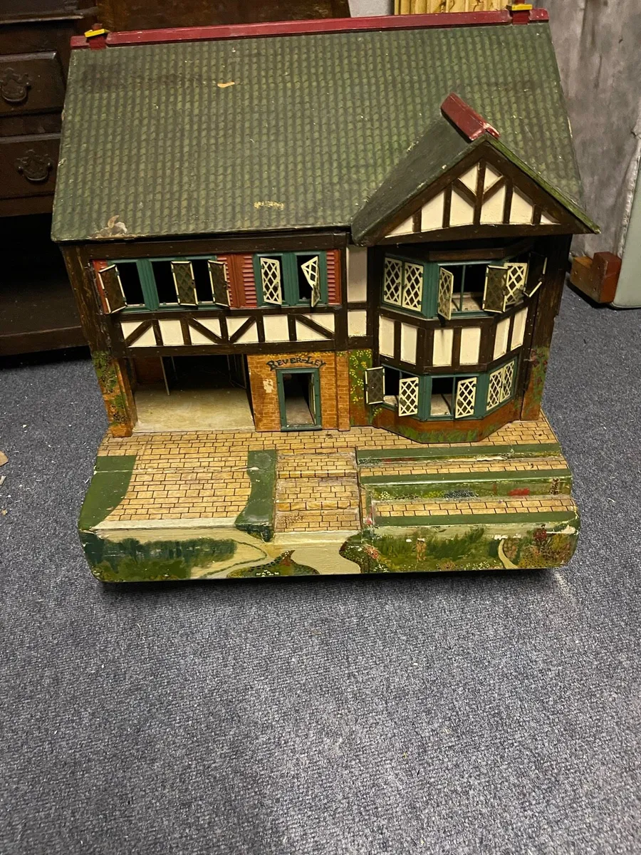 Large antique doll house - Image 4