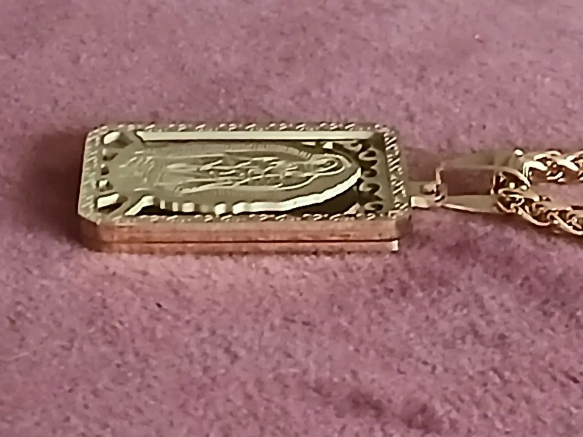 Our lady of Guadalupe pendant&chain 18kgold plated - Image 3