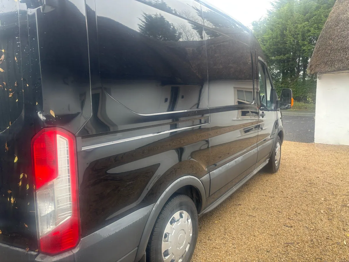 Ford Transit - Image 2