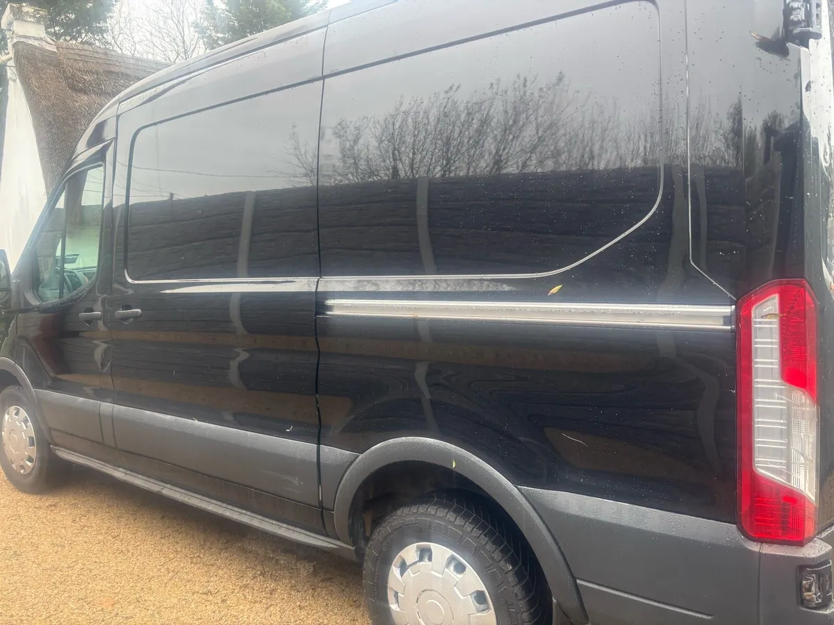 Ford Transit - Image 3
