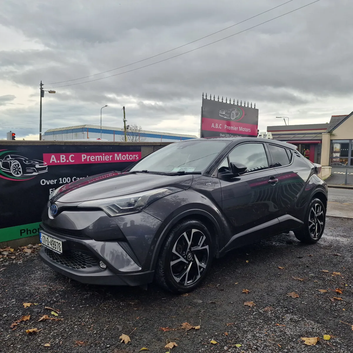 Toyota C-HR 1.8 HYBRID LUNA SPORT - Image 4