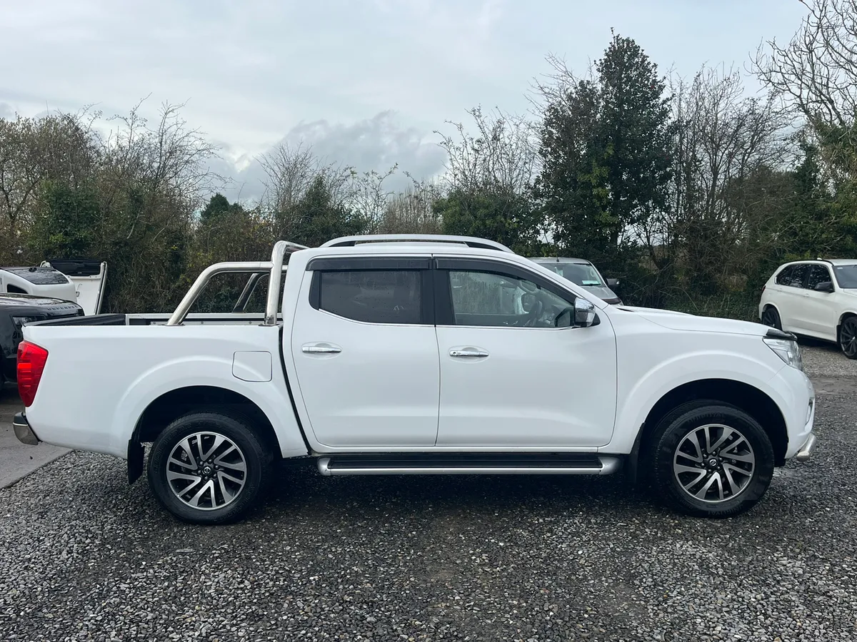 *2017 NISSAN NAVARA TEKNA 190BHP* - Image 2