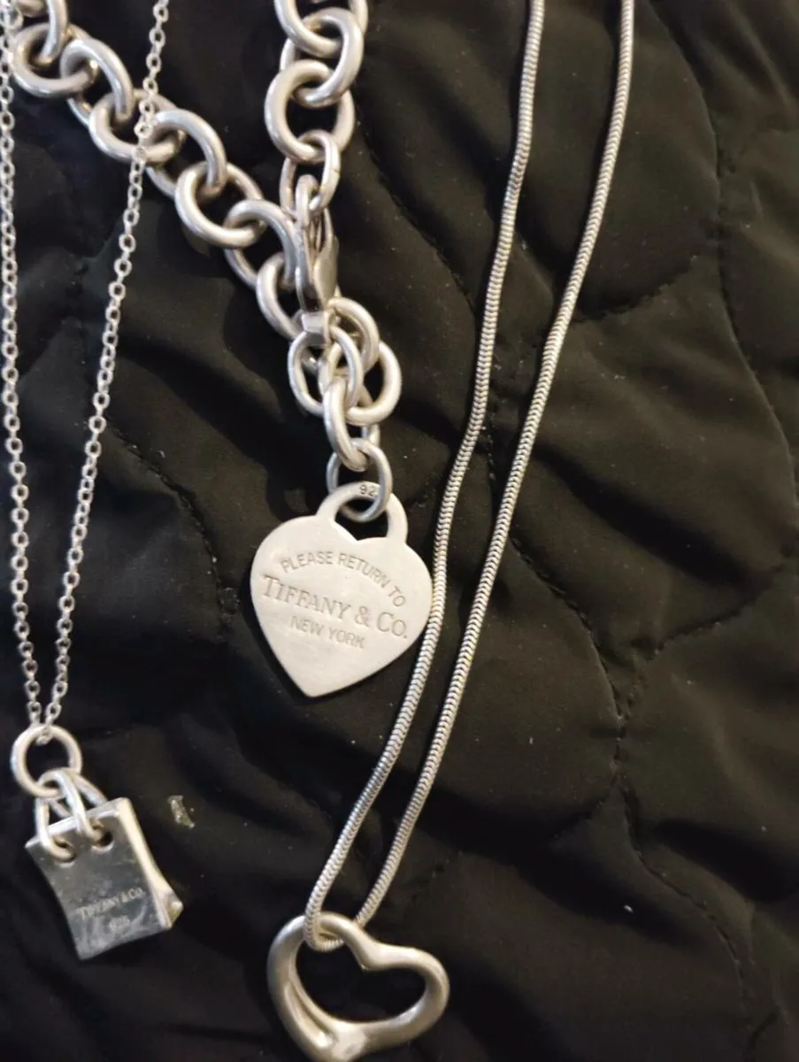 Silver Tiffany neckless earrings bracelet - Image 1