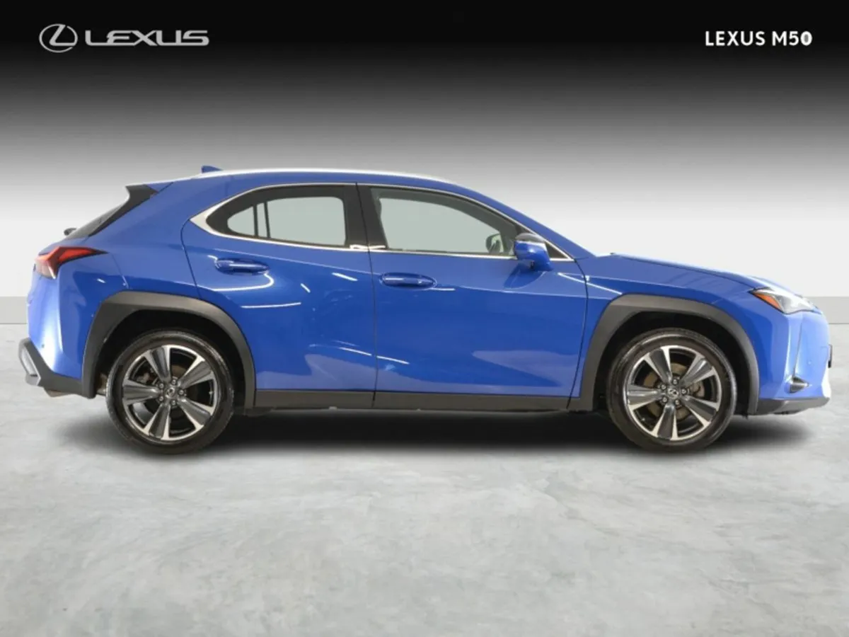 Lexus UX Dynamic - Image 4