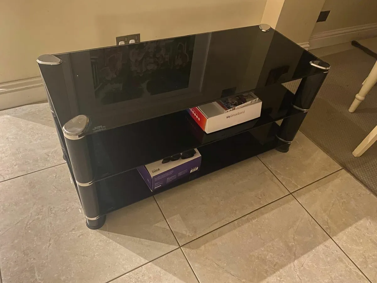 Coffee / TV table - Image 1