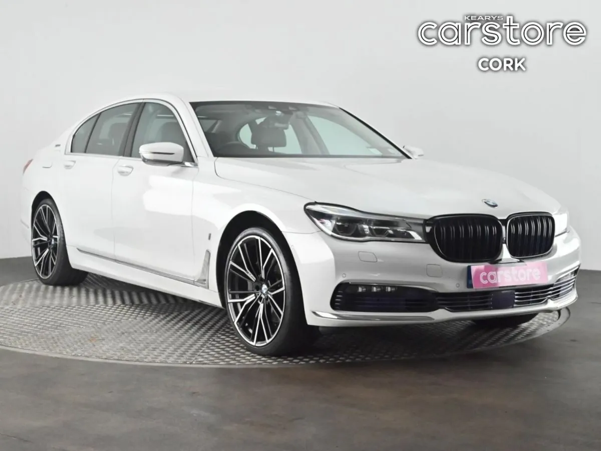 BMW 7-Series 740 740 E DLA-7D20 - Image 1
