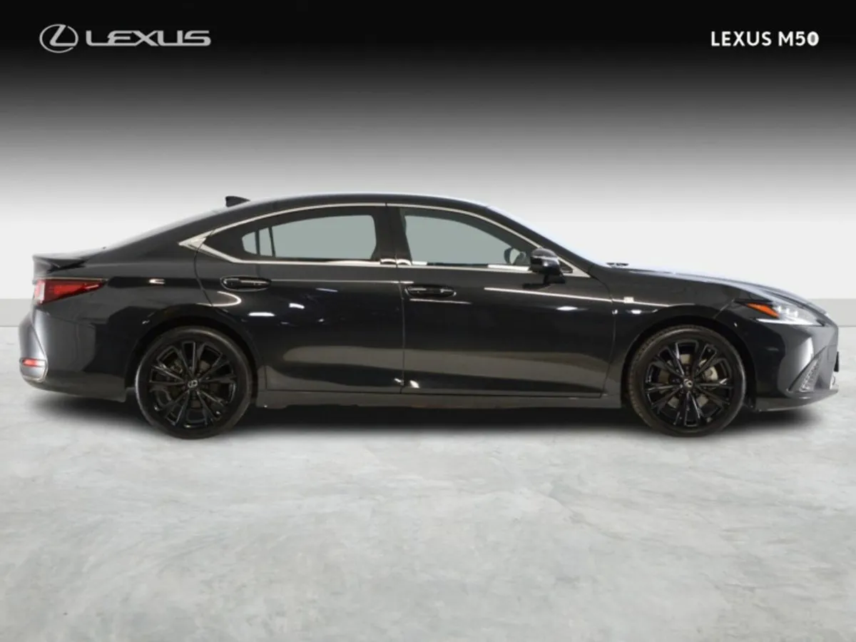 Lexus ES F Sport - Image 4