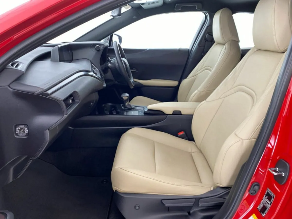 Lexus UX S-Design - Image 2