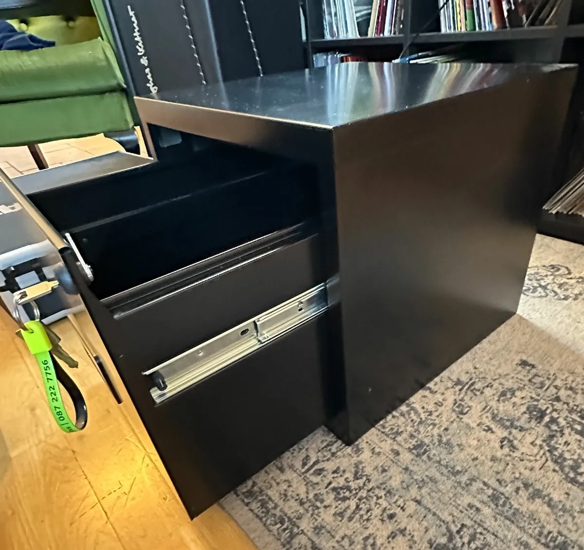 Filing Cabinet With 2 keys - by Pierre Henry - Image 4