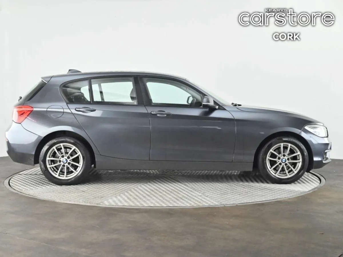 BMW 1-Series 118i SE - Image 3