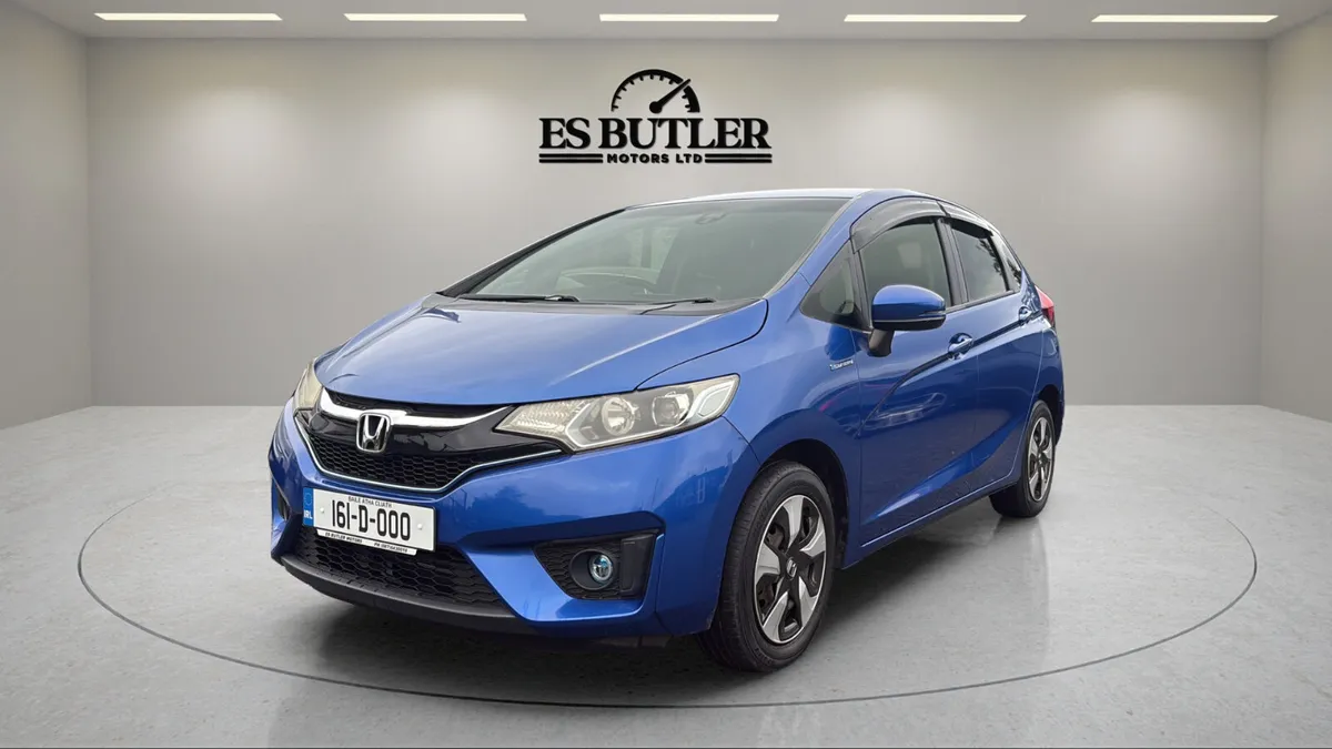 2016 Honda Fit 1.5L AUTO PETROL HYBRID L Package - Image 1