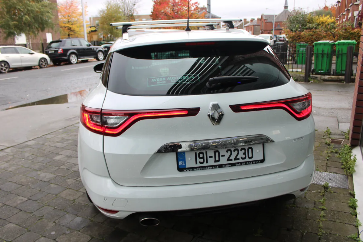Renault Megane 2019 1.5 SPORT DYNAMIQUE VAN - Image 4