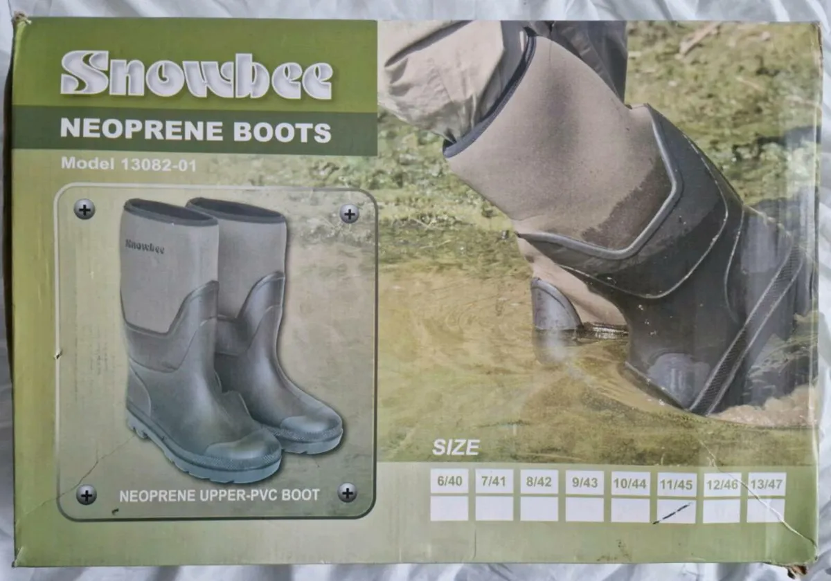 "Snowbee" neoprene boots Size UK11/45EUR - Image 1