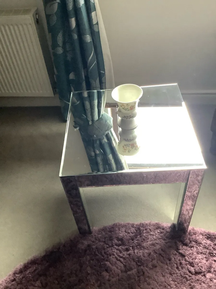 Glass occasional table - Image 2