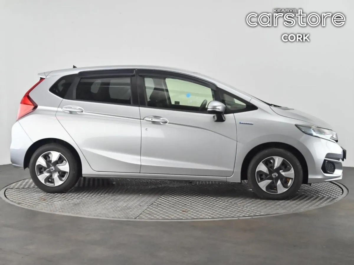 Honda Fit FIT HYBRID 5DR AUTO - Image 2