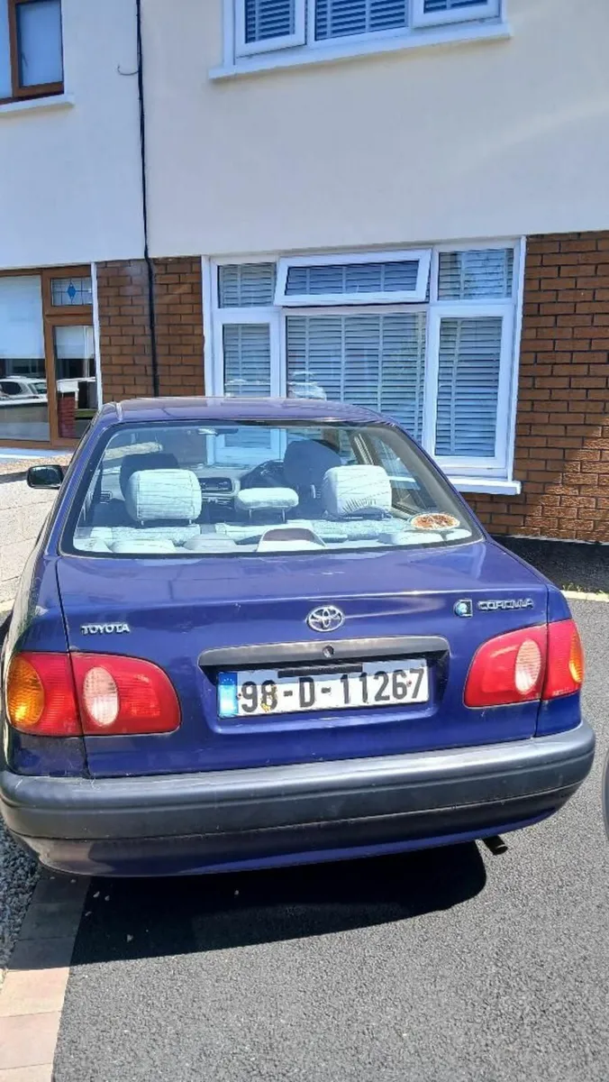 Toyota Corolla 1998 - Image 3