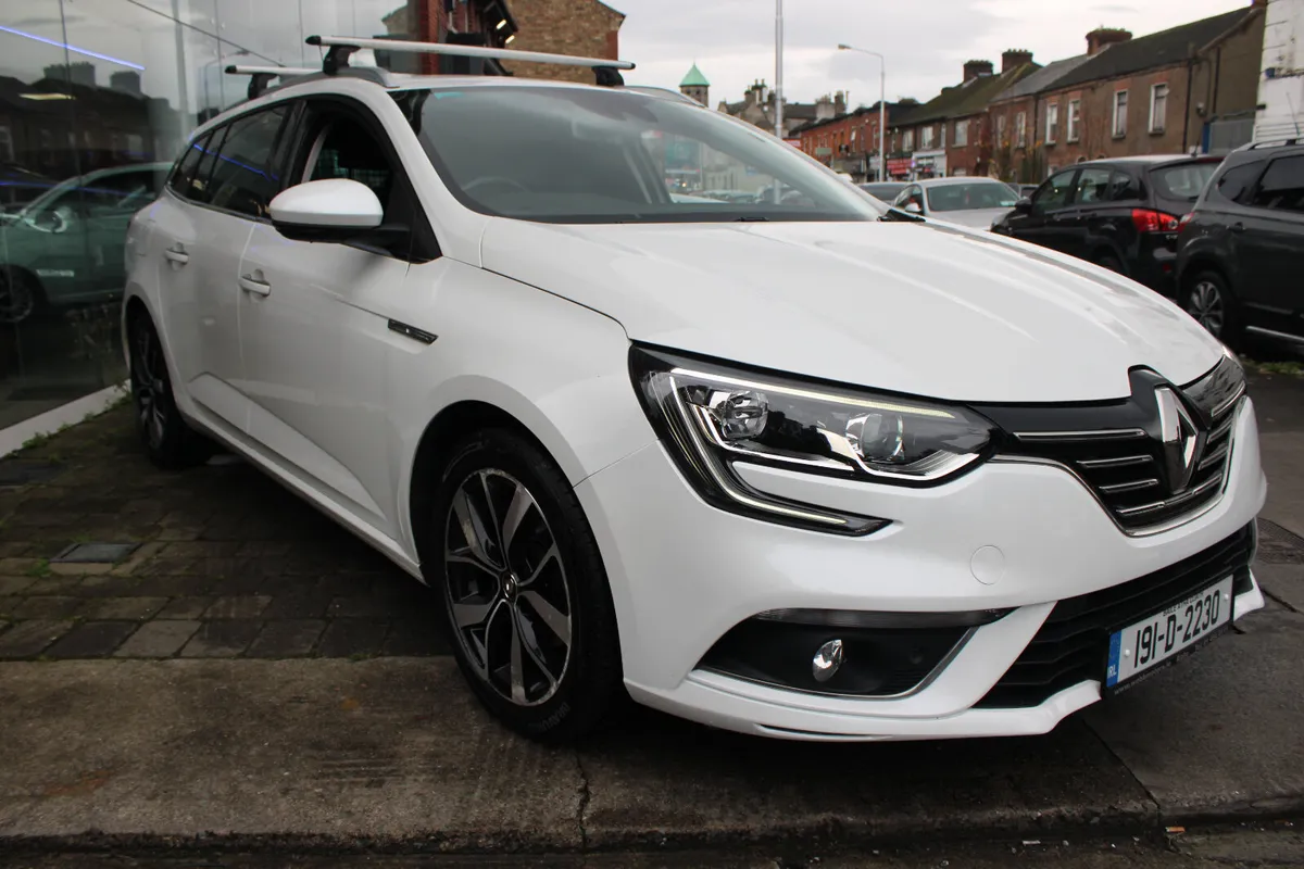 RENAULT MEGANE 1.5 VAN SPORT DYNAMIQUE 2019 - Image 2