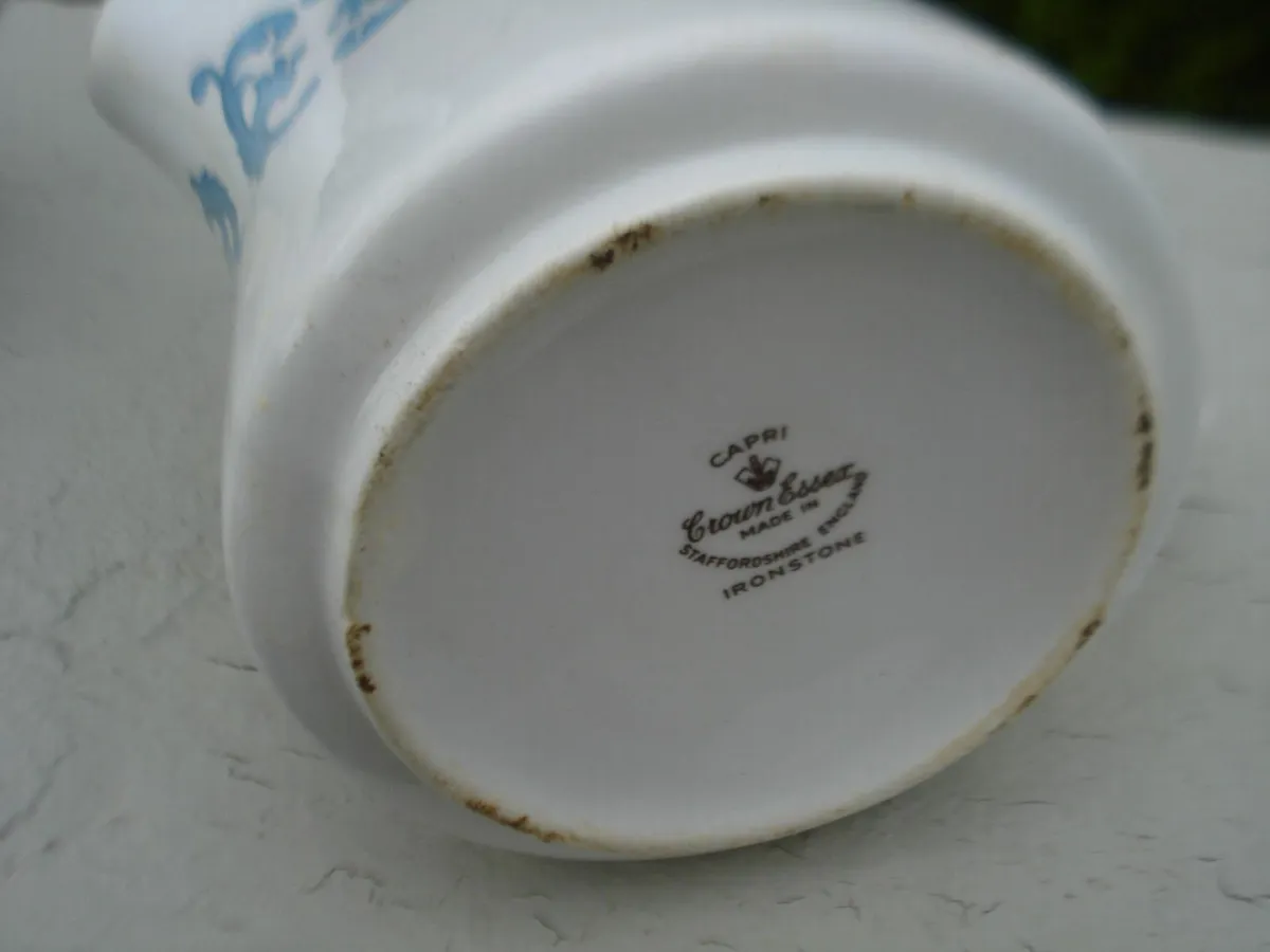 11 FINE CHINA CERAMIC IRONSTONE JUGS. - Image 4