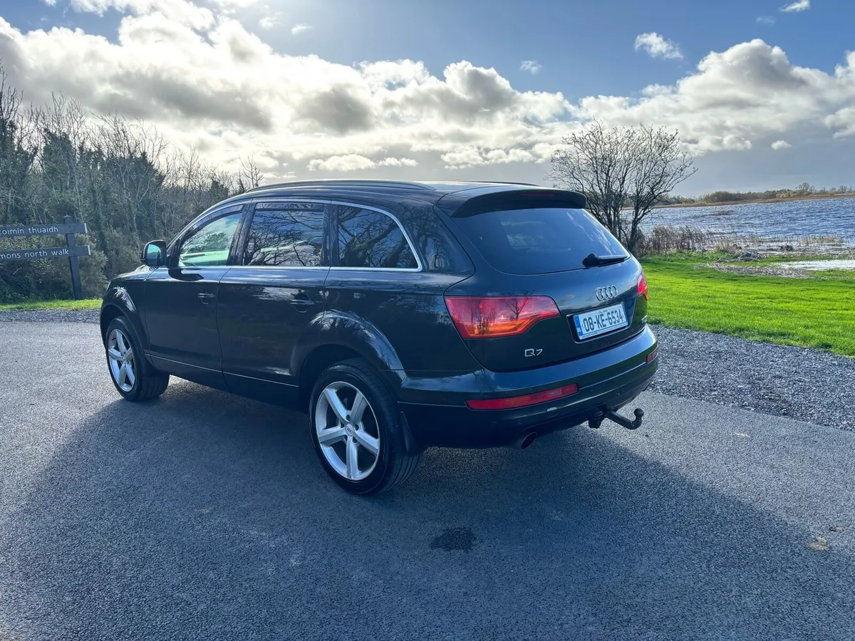 Audi Q7 CREW CAB 3.0TDI - Image 2