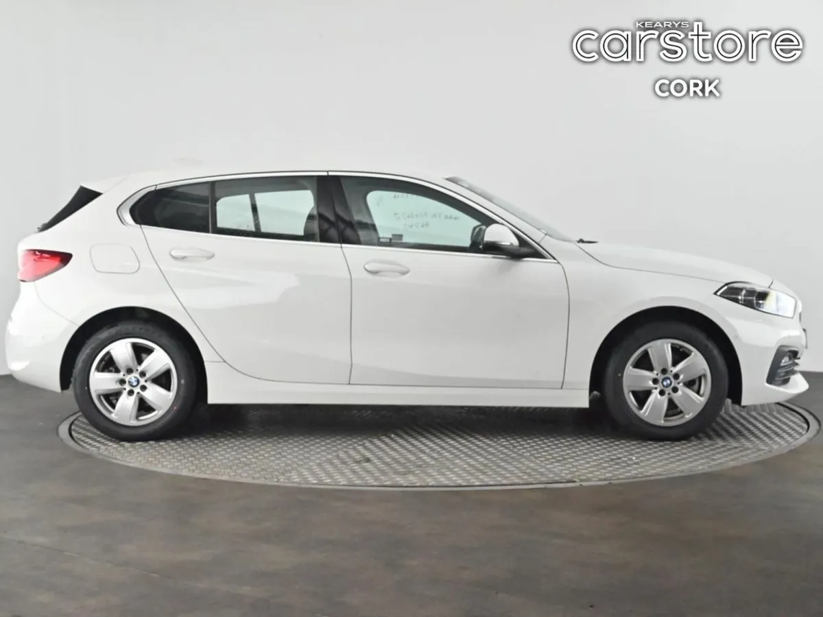 BMW 1-Series 1.5 Auto - Image 3