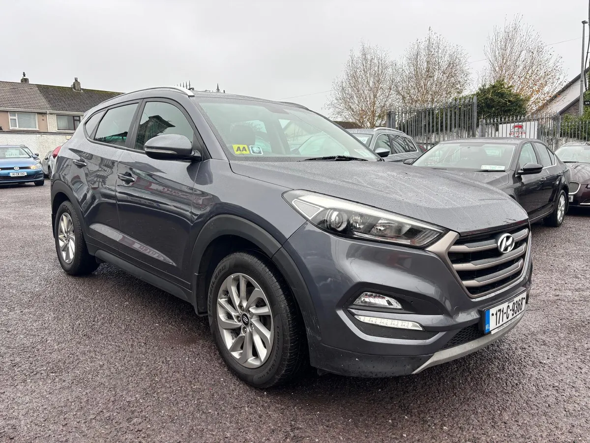Hyundai Tucson 2017  EXECUTIVE  ONE  OWNER - Image 1