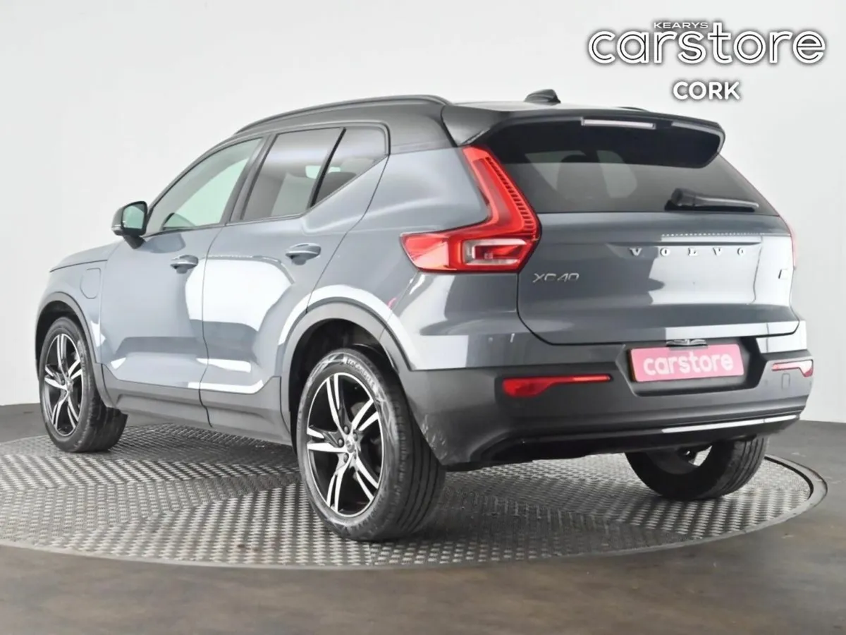 Volvo XC40 Xc40 R-Design T4 Recharge Auto  R-Desig - Image 4