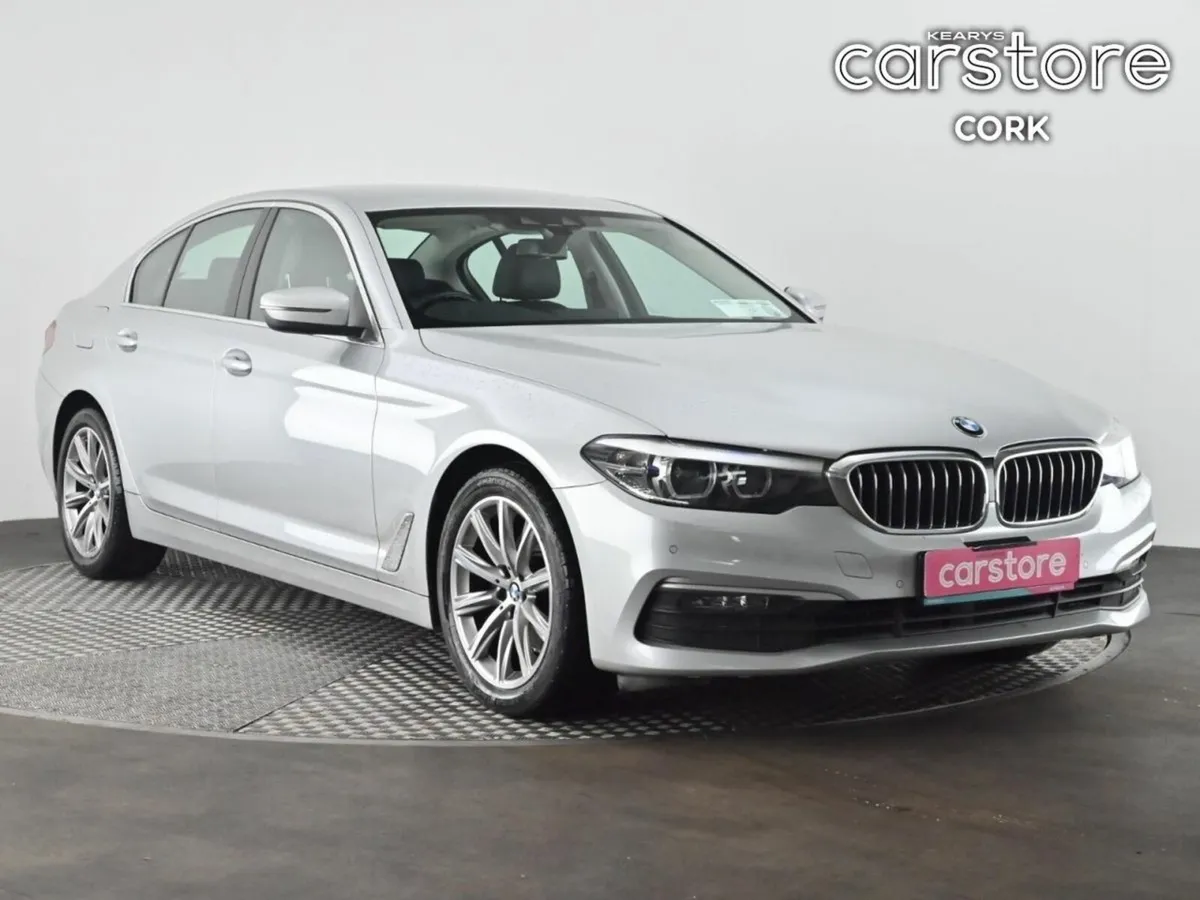BMW 5-Series 520i SE Auto - Image 1