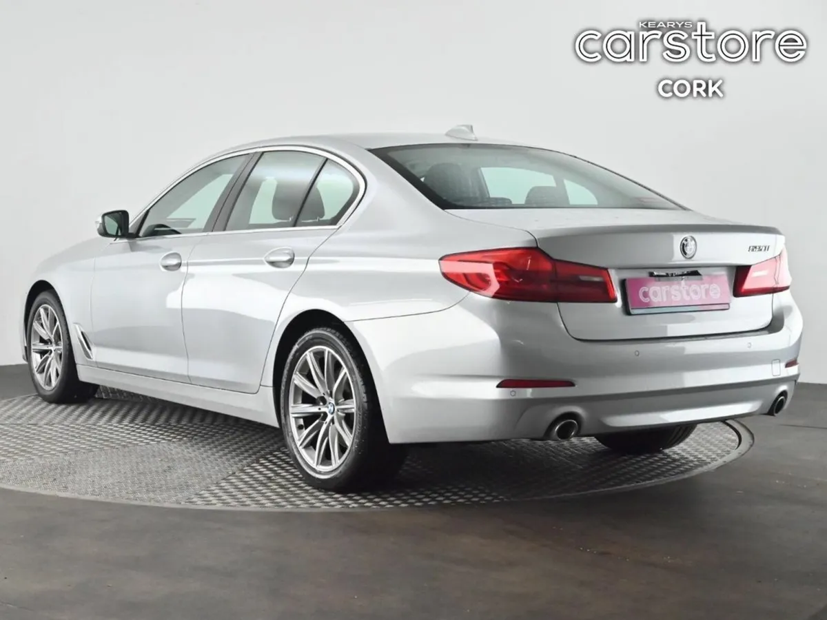 BMW 5-Series 520i SE Auto - Image 4