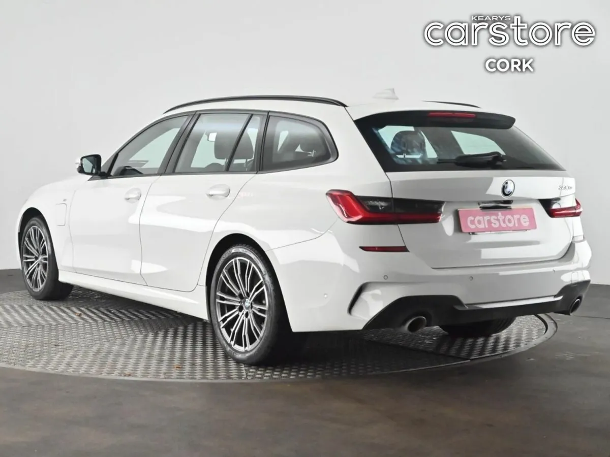 BMW 3-Series 330 E M Sport Auto  330 e M Sport  33 - Image 4
