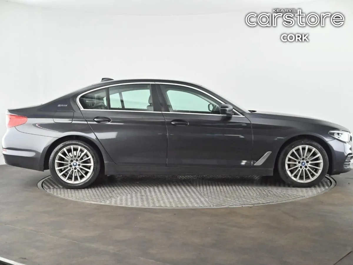 BMW 5-Series 530e SE Auto - Image 3