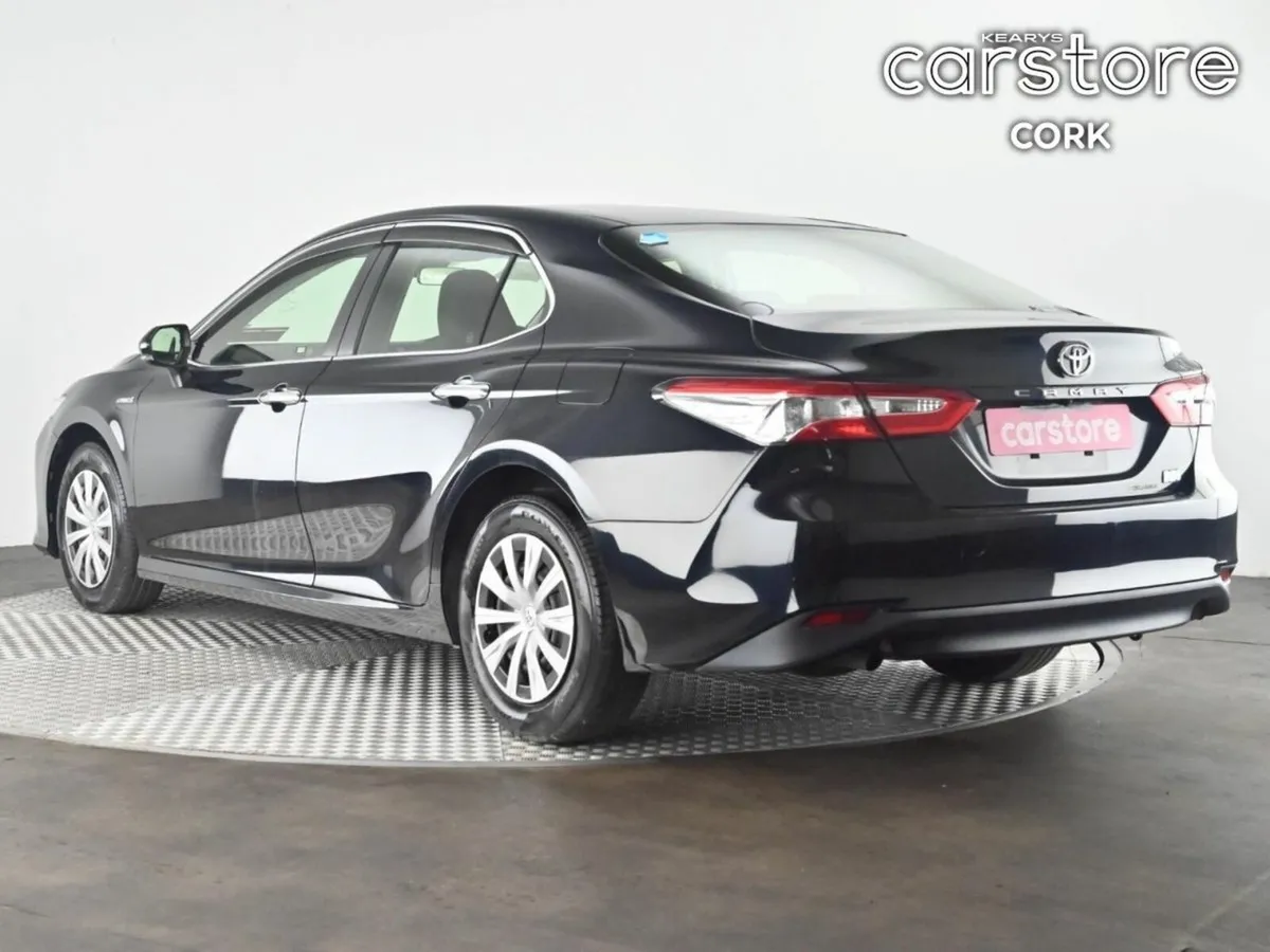 Toyota Camry 2.5 Camry Hybrid Auto - Image 3