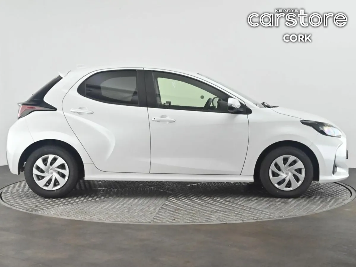 Toyota Yaris 1.0 Auto - Image 3