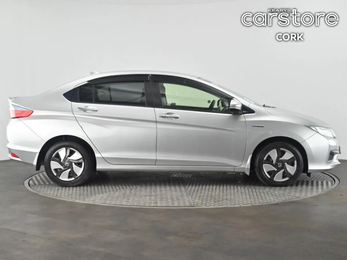 Honda Grace 1.5 4 DR AUTO - Image 3
