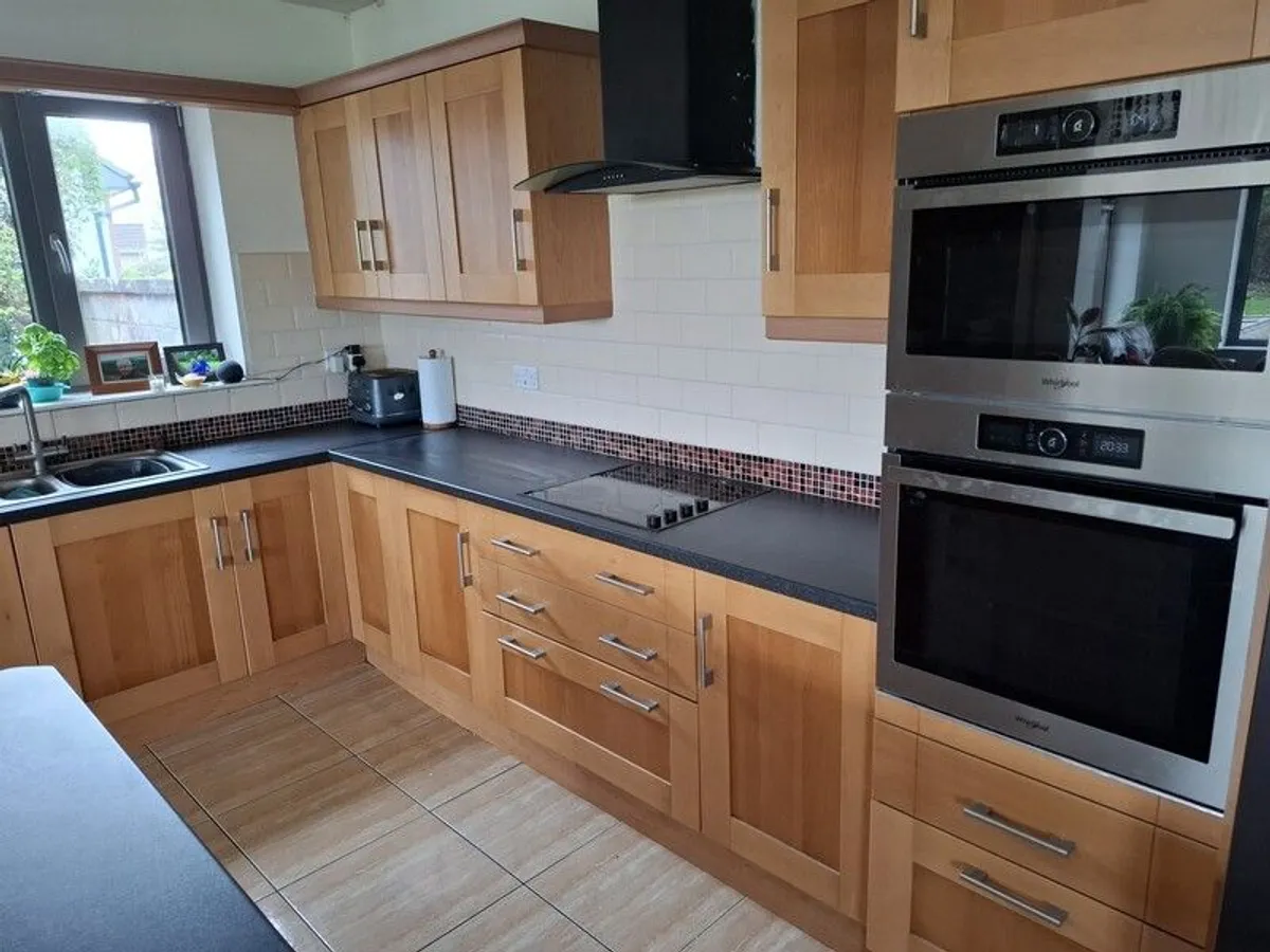 Kitchen Cabinets & Worktops - Image 1