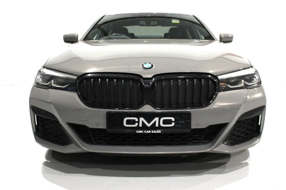 2021 BMW 530E M SPORT - Great Spec! - Image 2