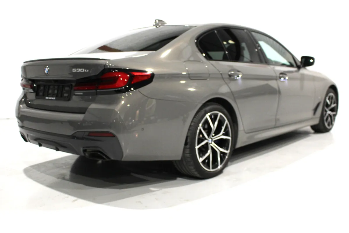 2021 BMW 530E M SPORT - Great Spec! - Image 4