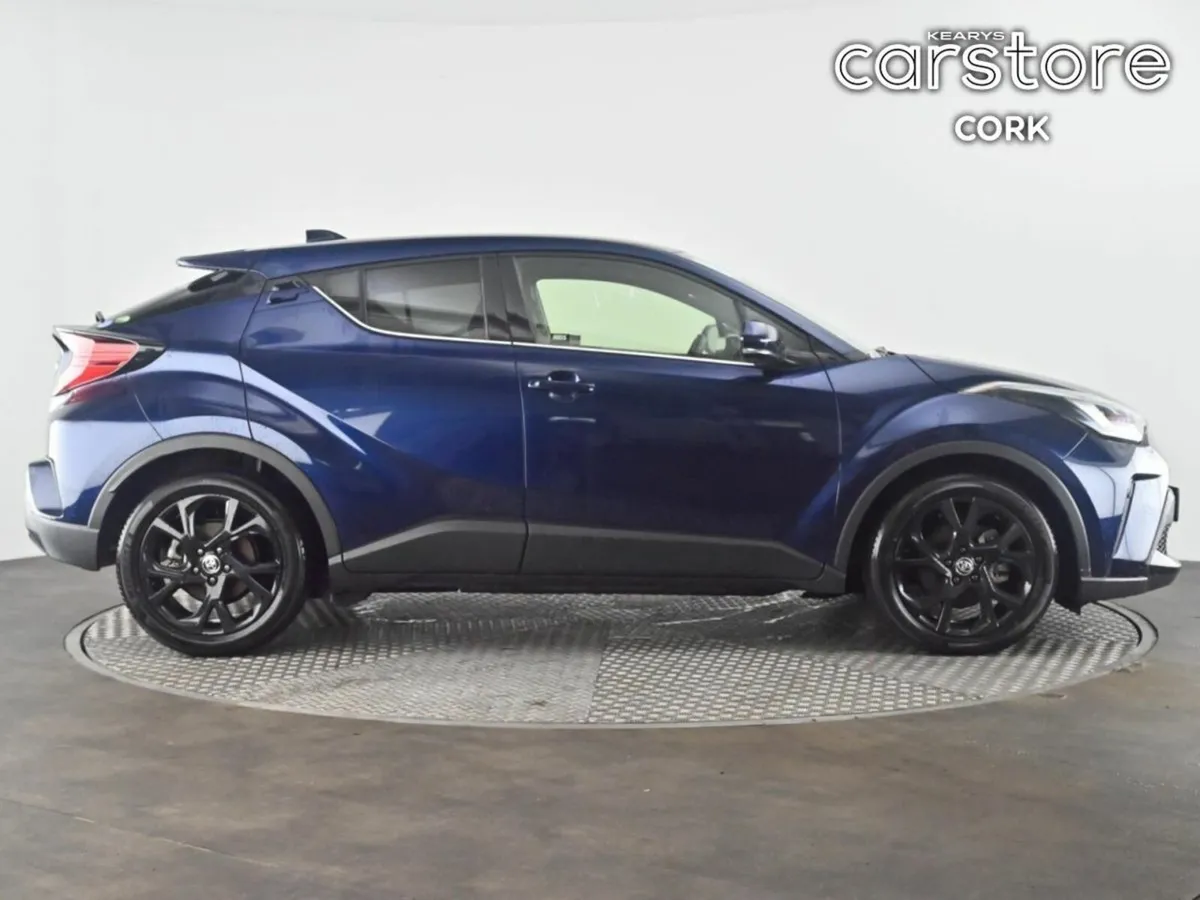Toyota C-HR 1.8 HYBRID Auto - Image 3