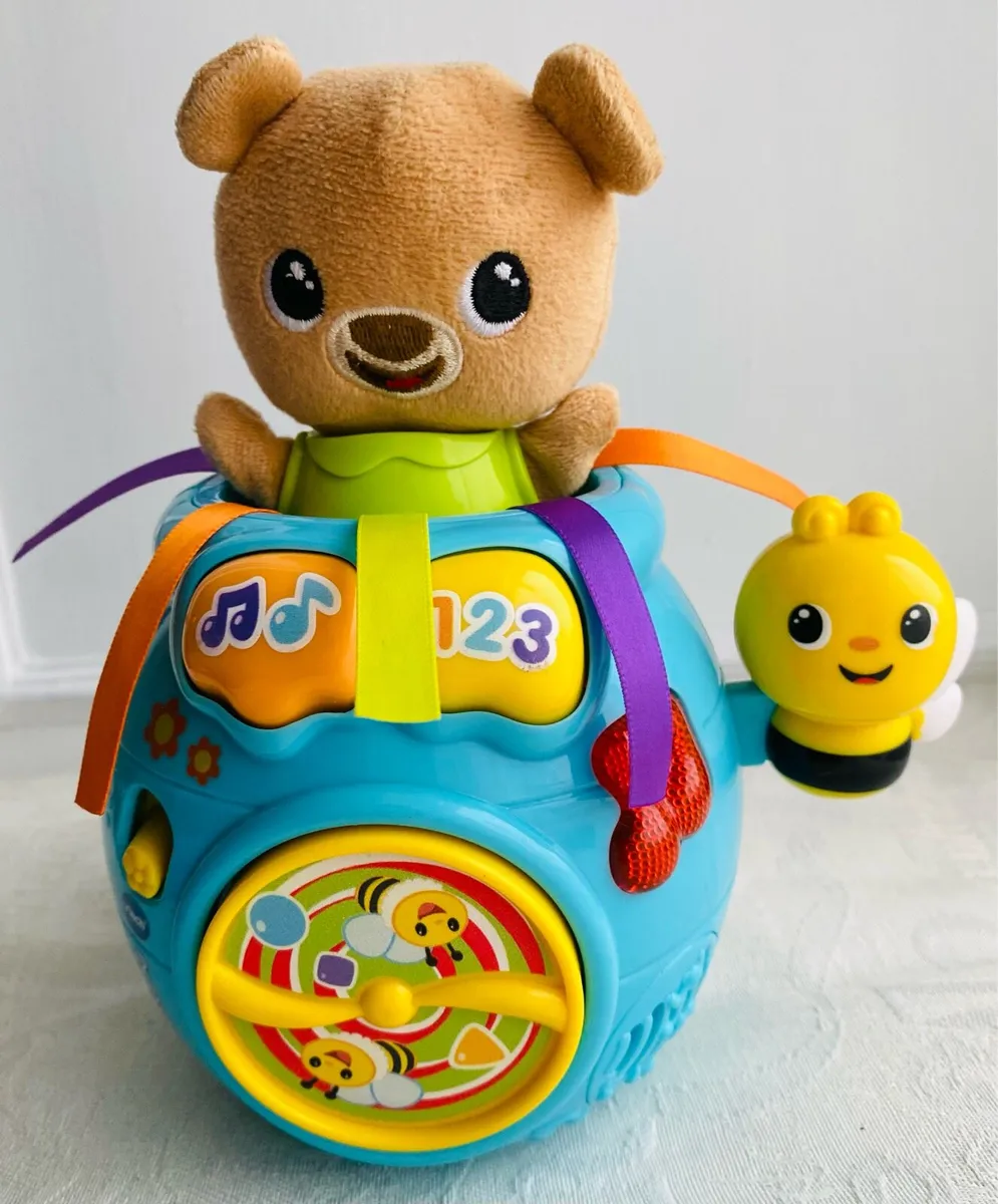 6 toys for 6months+ Vtech & Fisher Price - Image 2