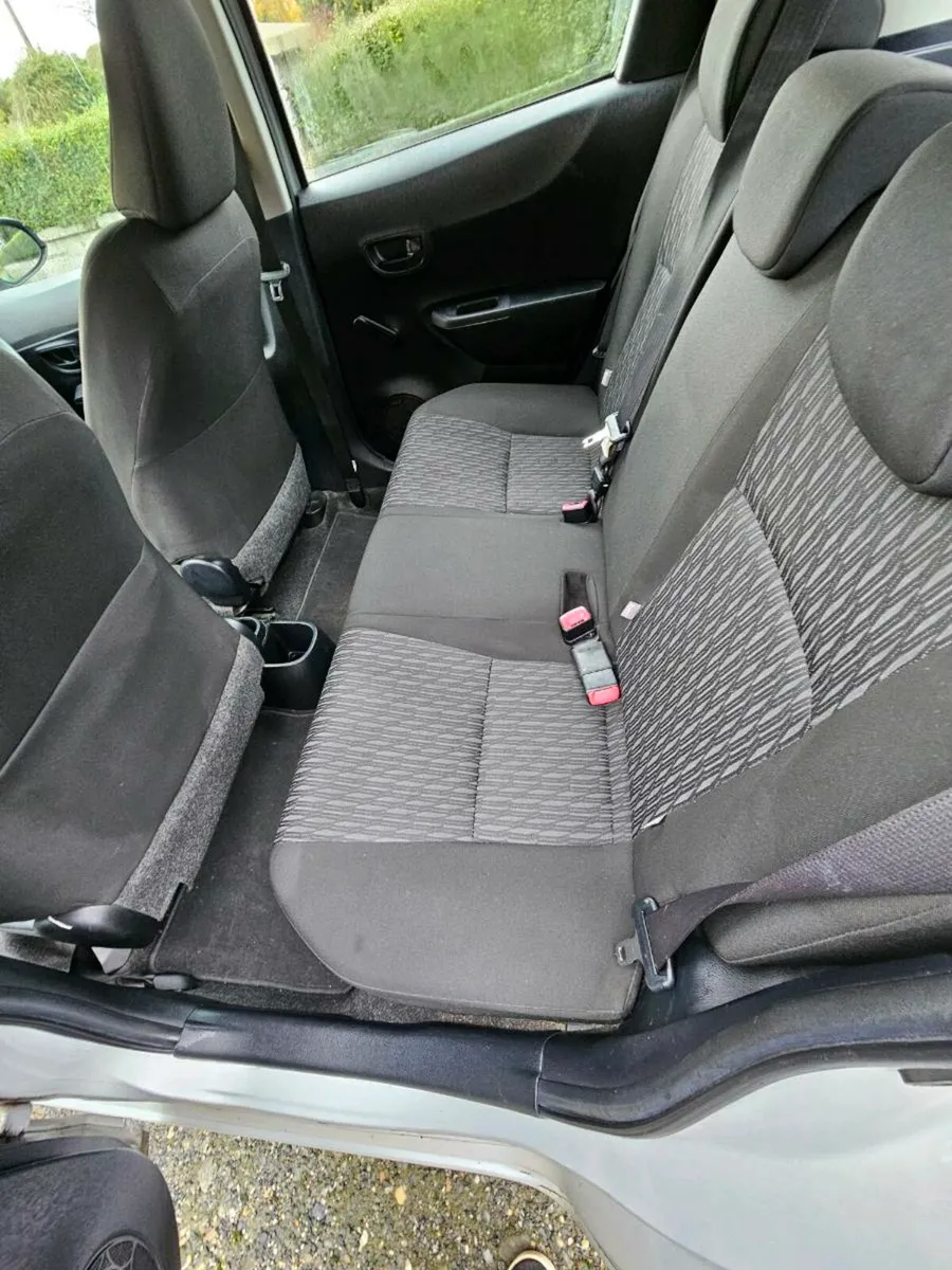 Toyota yaris for sale - Image 4