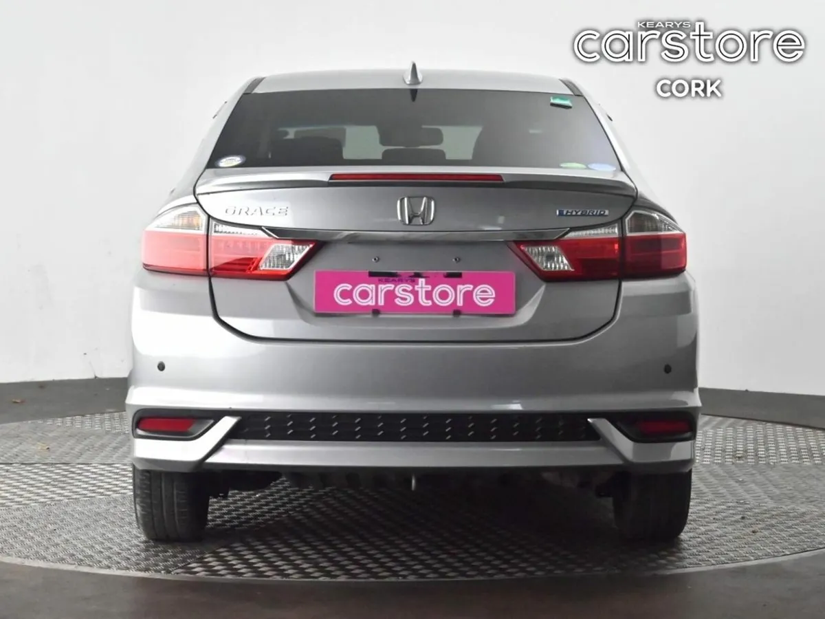 Honda Grace Hybrid 1.5 AUTO - Image 4