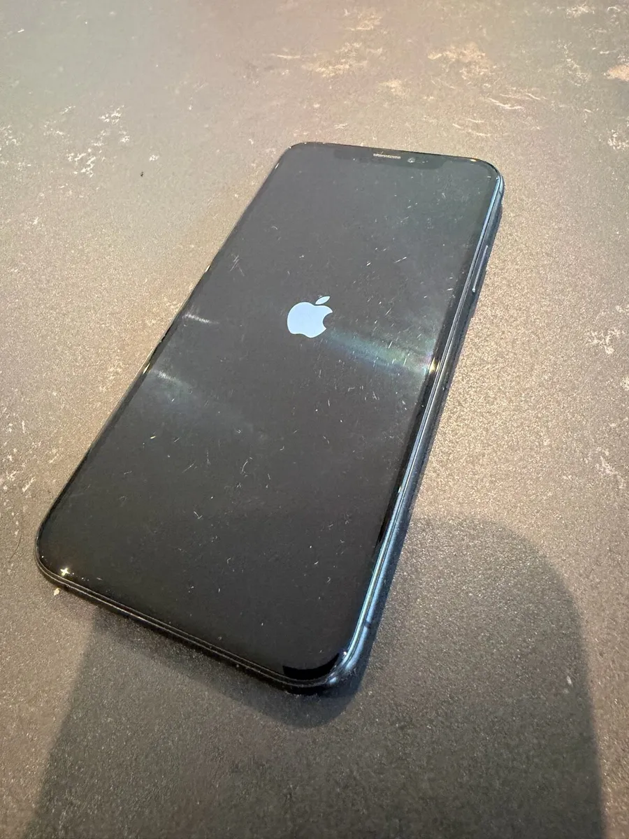 Apple iPhone Xs 64gb - Image 3