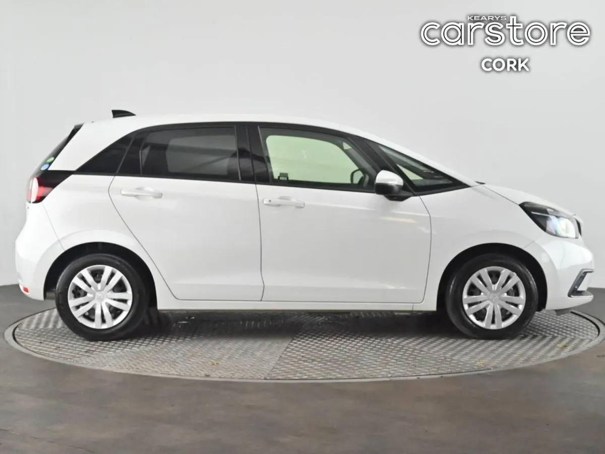 Honda Fit FIT HYBRID 5DR AUTO - Image 3