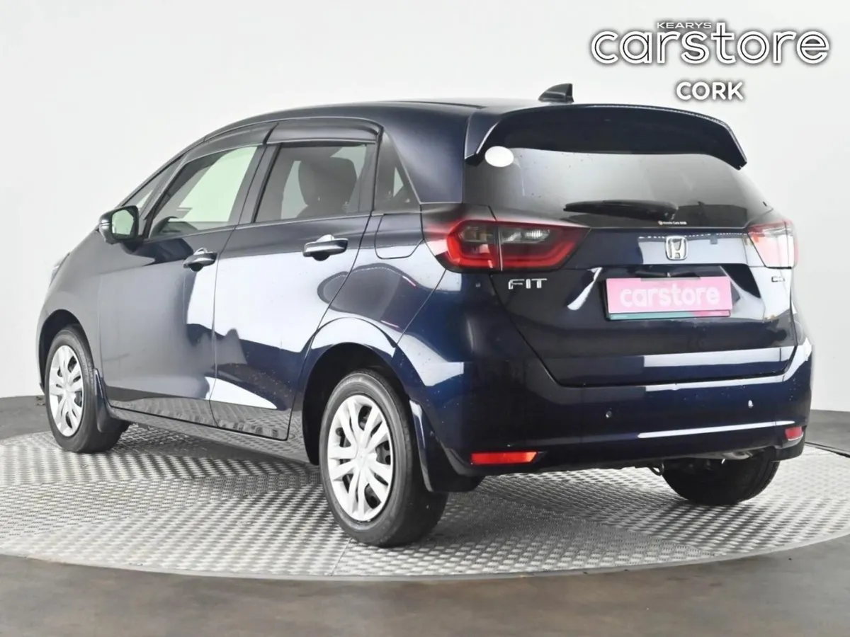 Honda Fit FIT Hybrid 5 DR AUTO - Image 4