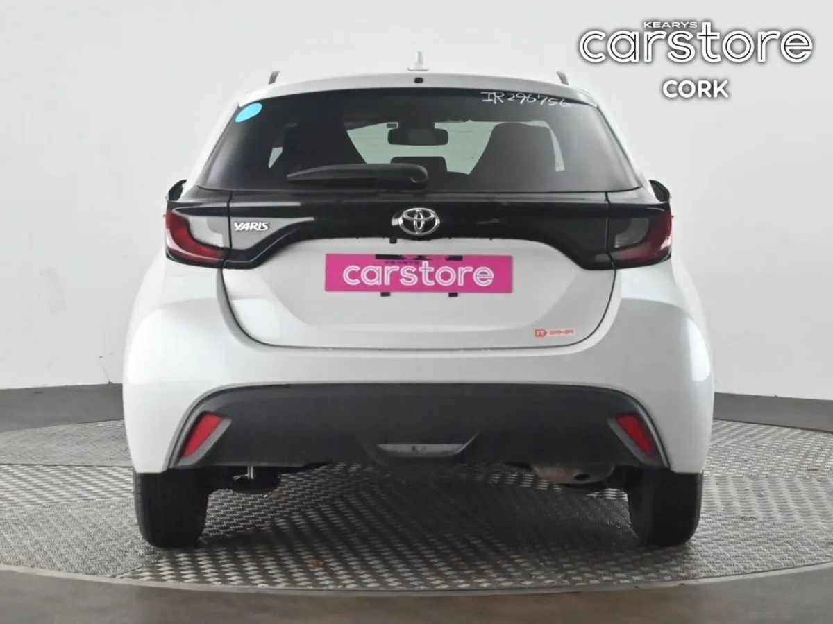 Toyota Yaris 1.0 5Dr Auto - Image 4