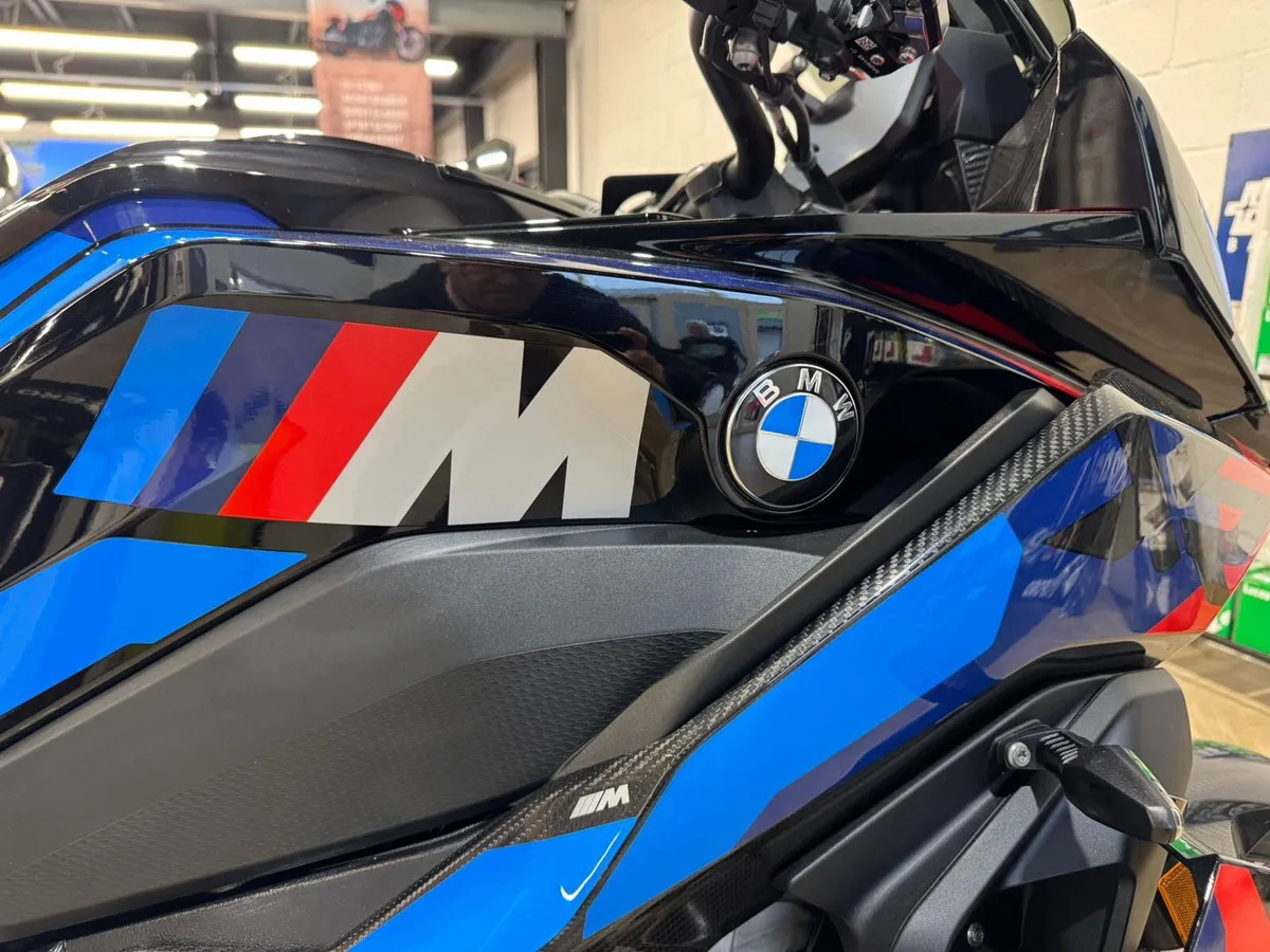 BMW M 1000 XR 2024 - Image 4