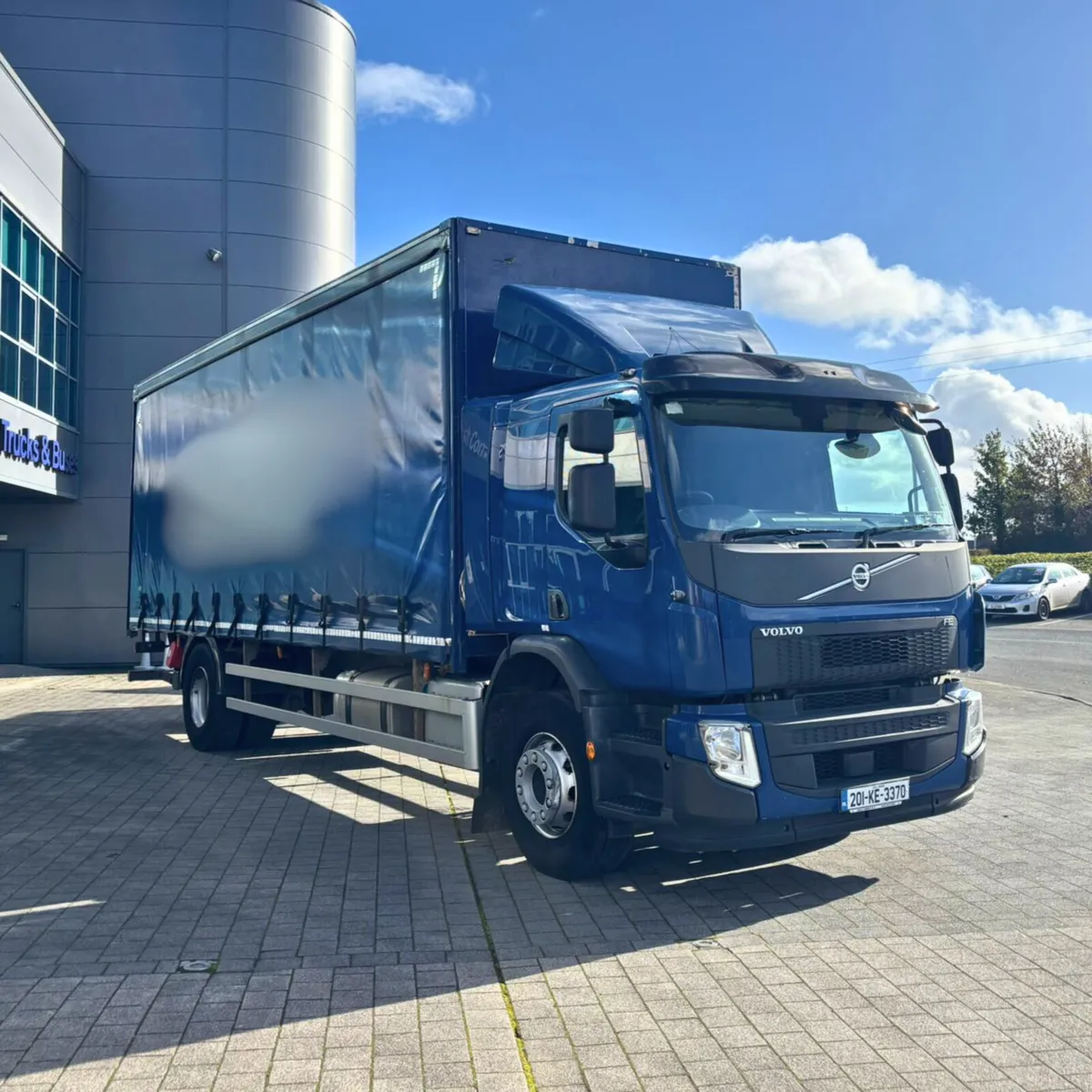 2020 Volvo FE 280 curtain sider - Image 3